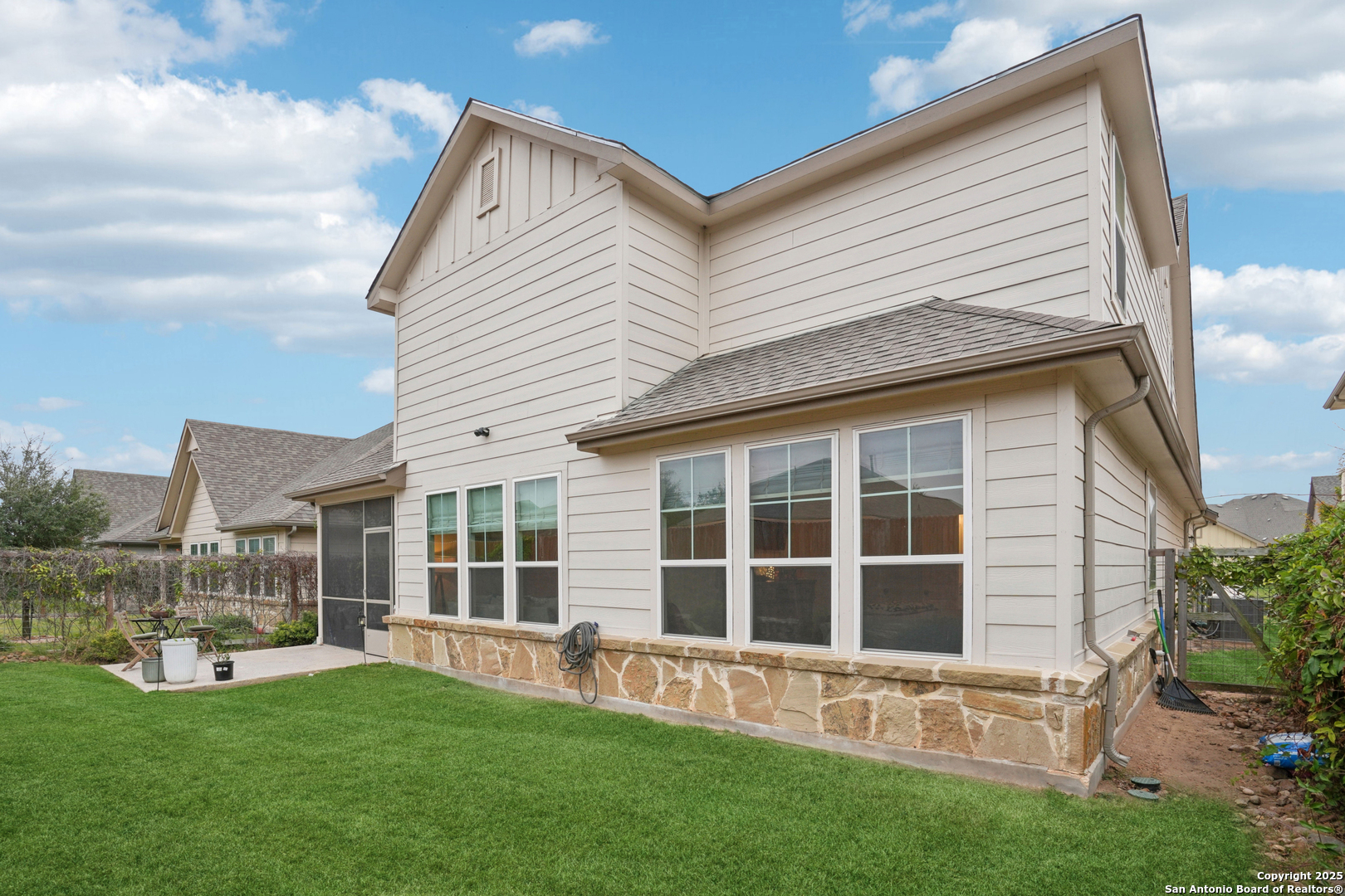 9028 Curling Post Schertz, TX 78154 - Photo 33 of 37 a view of an house with backyard space and balcony