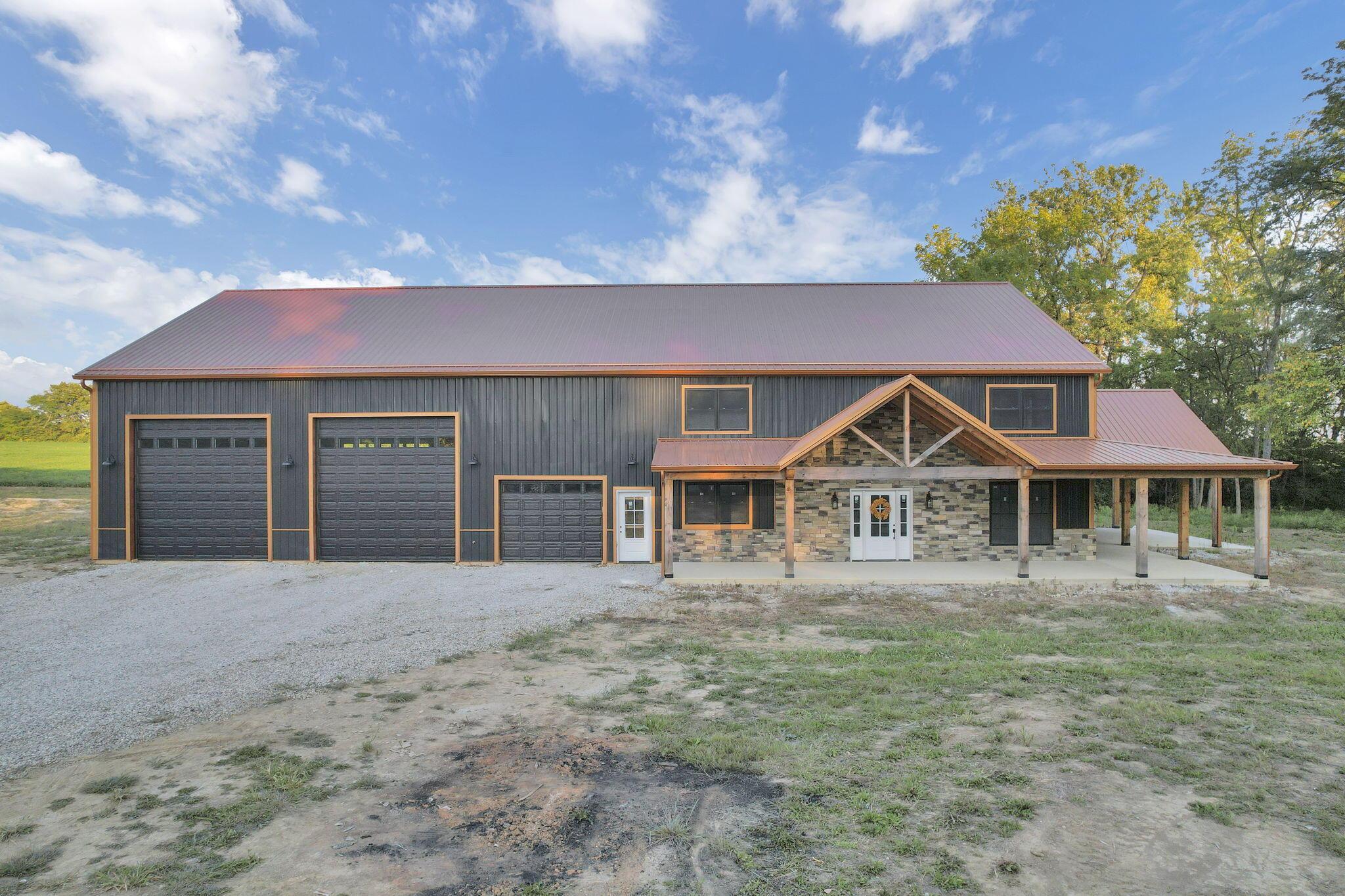 8200 Winchester Southern Road Southwest Stoutsville, OH 43154 - Photo 2 of 42 33-web-or-mls-DJI_0134