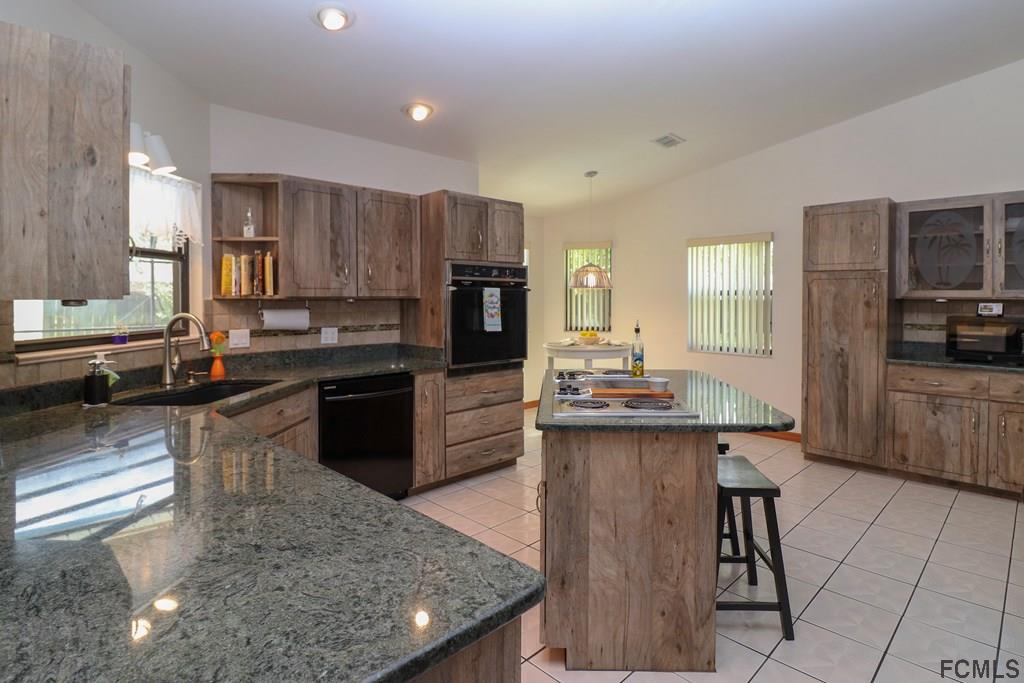 21 Princess Ruth Lane Palm Coast, FL 32164 - Photo 4 of 67 Gallery Image 4