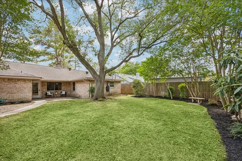 $565,000 | 11418 Ash Creek Drive, Houston, TX 77043