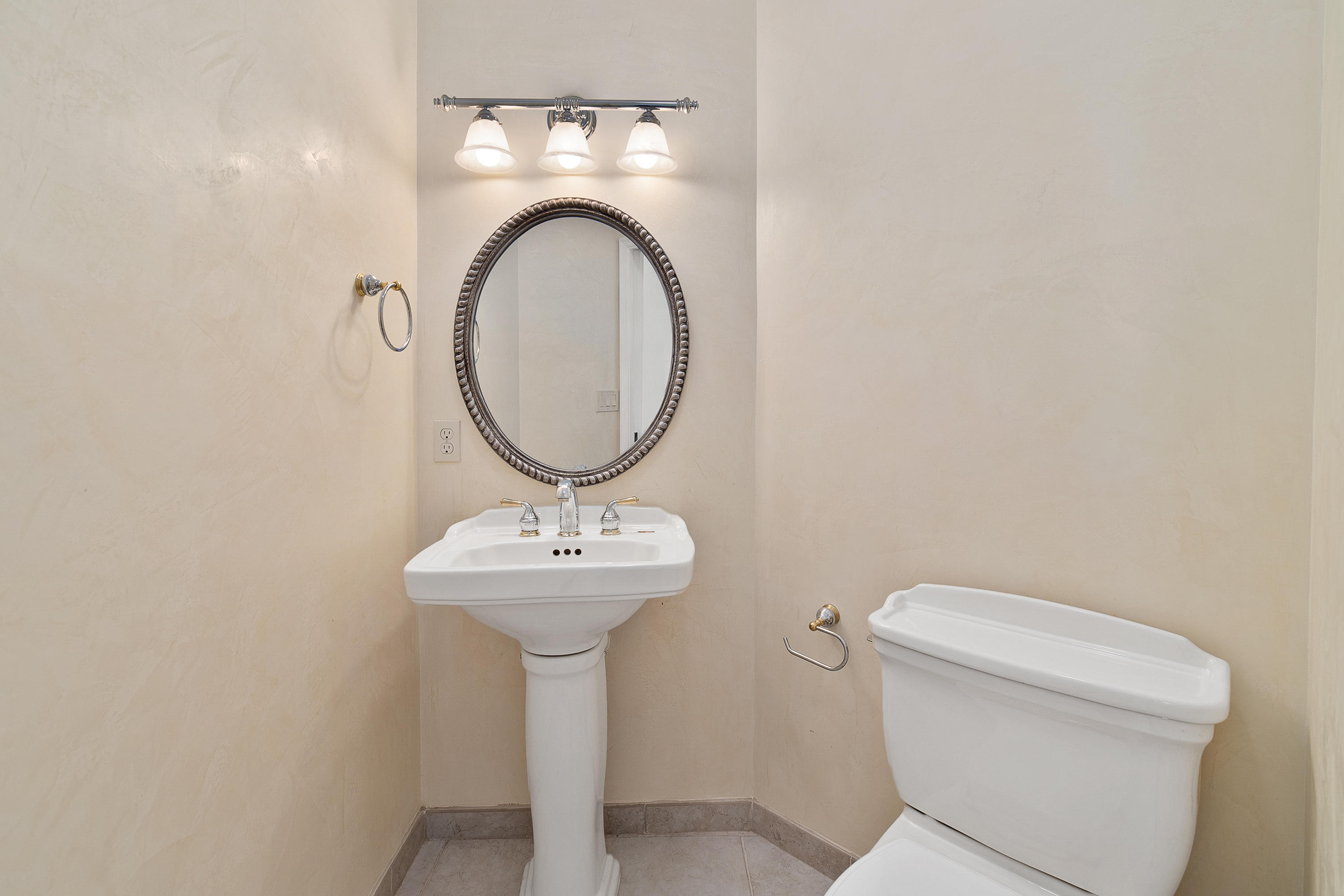 17210 Boca Club Boulevard, Unit 106 Boca Raton, FL 33487 - Photo 24 of 38 _DSC6323