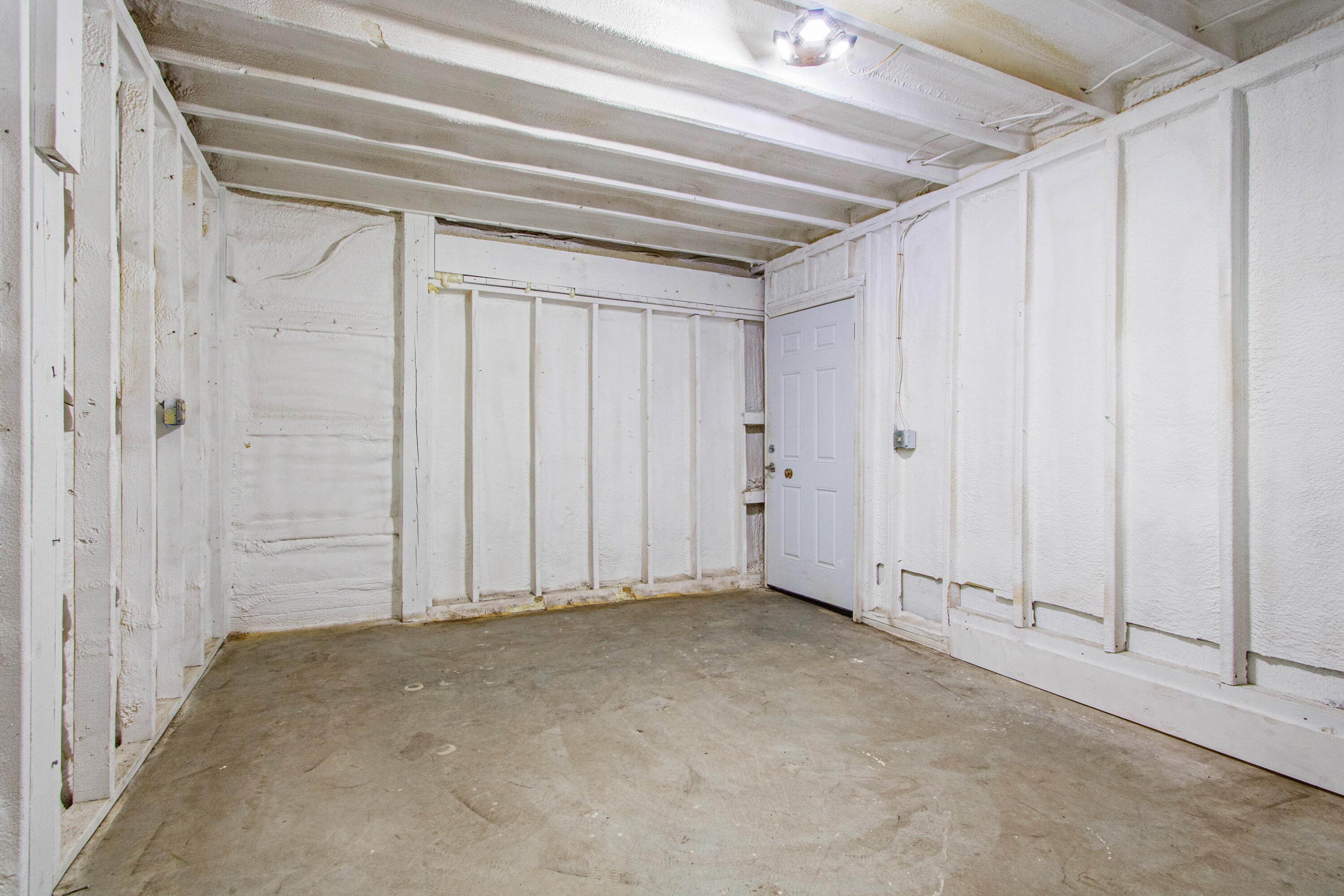 409 Able Road Buchanan, MI 49107 - Photo 10 of 24 Pole Barn Interior
