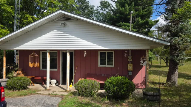 $269,000 | 9945 North Us Highway, Free Soil, MI 49411
