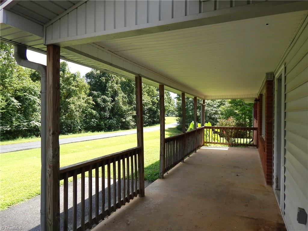 1106 Bob Mabe Road Danbury, NC 27016 - Photo 32 of 35 Gallery Image 32
