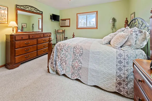 $264,900 | 1119 Florence Street, Marinette, WI 54143