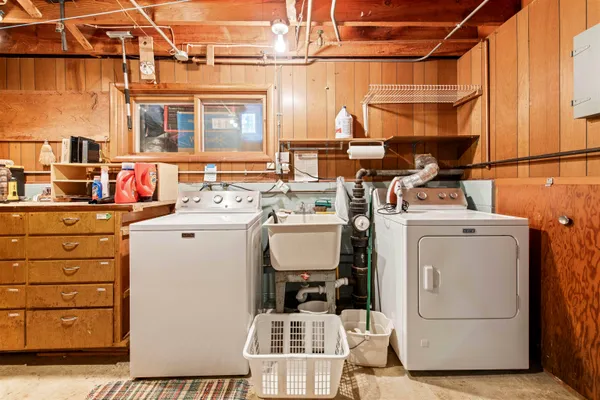 $264,900 | 1119 Florence Street, Marinette, WI 54143