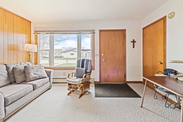 $264,900 | 1119 Florence Street, Marinette, WI 54143
