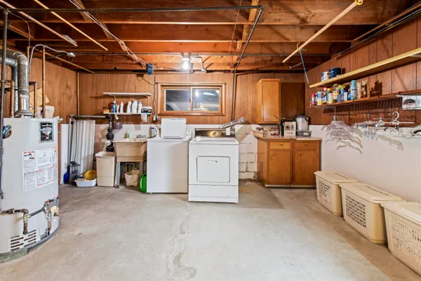 $264,900 | 1119 Florence Street, Marinette, WI 54143