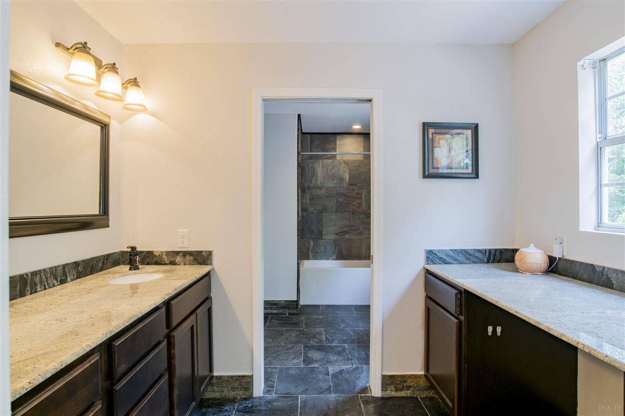 2500 Segrest Road Milton, FL 32571 - Photo 16 of 38 Gallery Image 16