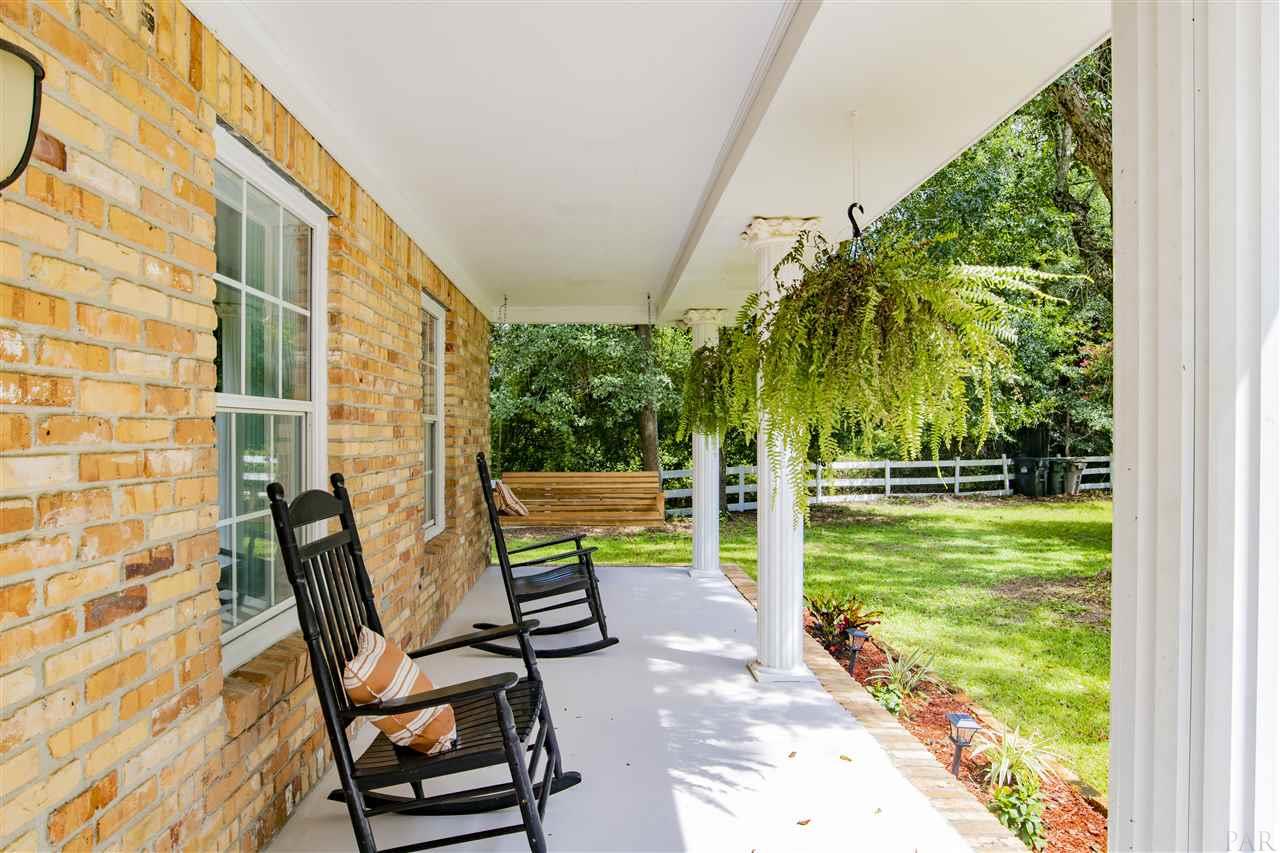 2500 Segrest Road Milton, FL 32571 - Photo 2 of 38 Gallery Image 2