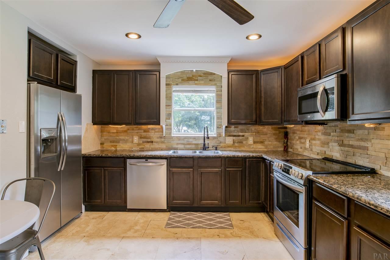 2500 Segrest Road Milton, FL 32571 - Photo 5 of 38 Gallery Image 5