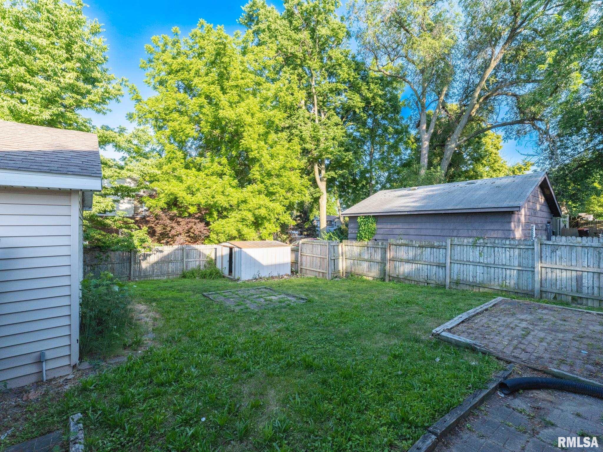 4236 North Prospect Road Peoria, IL 61603 - Photo 37 of 47