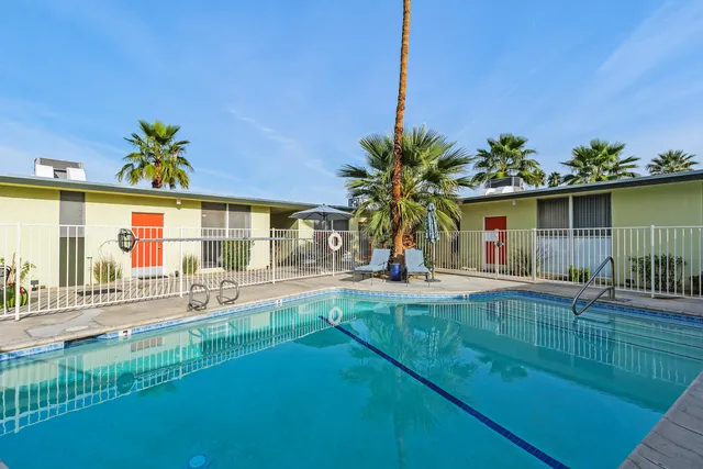 $1,800 | 1777 East Arenas Road, Unit 1, Palm Springs, CA 92262