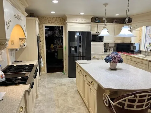 $875,000 | 8903 Maidens Road, Bear Lake, MI 49614
