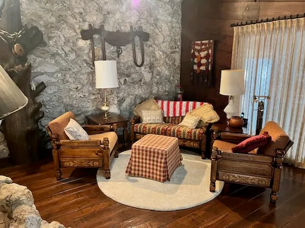 $875,000 | 8903 Maidens Road, Bear Lake, MI 49614