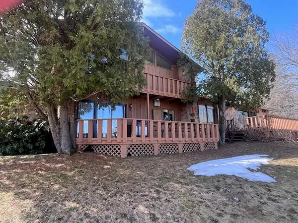 $875,000 | 8903 Maidens Road, Bear Lake, MI 49614