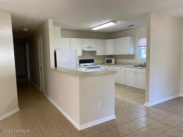 $1,850 | 316 Hillsdale Drive, Wilmington, NC 28403