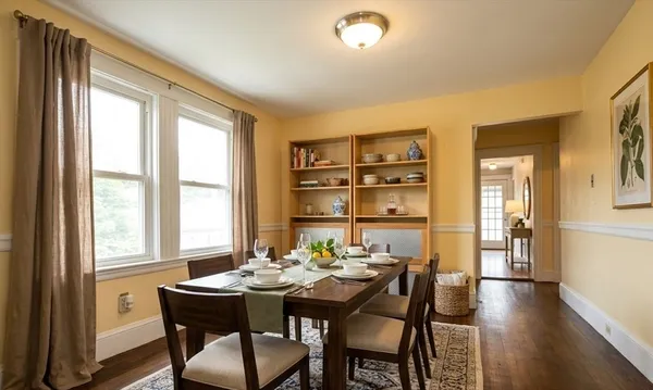 $2,900 | 4 Belmont Street, Unit 2, Newton, MA 02458