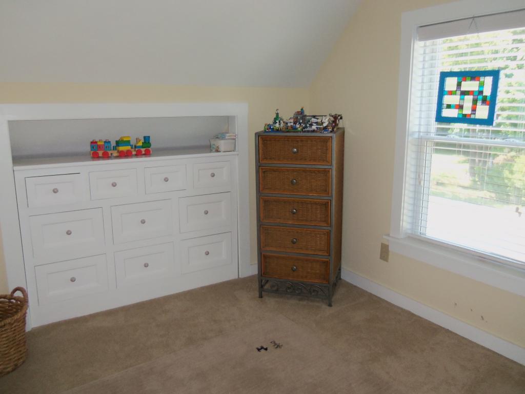 13 Mill Street Rochester, NH 03868 - Photo 6 of 9