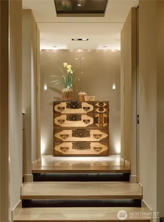 $6,700,000 | 2125 1st Avenue, Unit 3202, Seattle, WA 98121