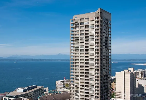 $6,700,000 | 2125 1st Avenue, Unit 3202, Seattle, WA 98121