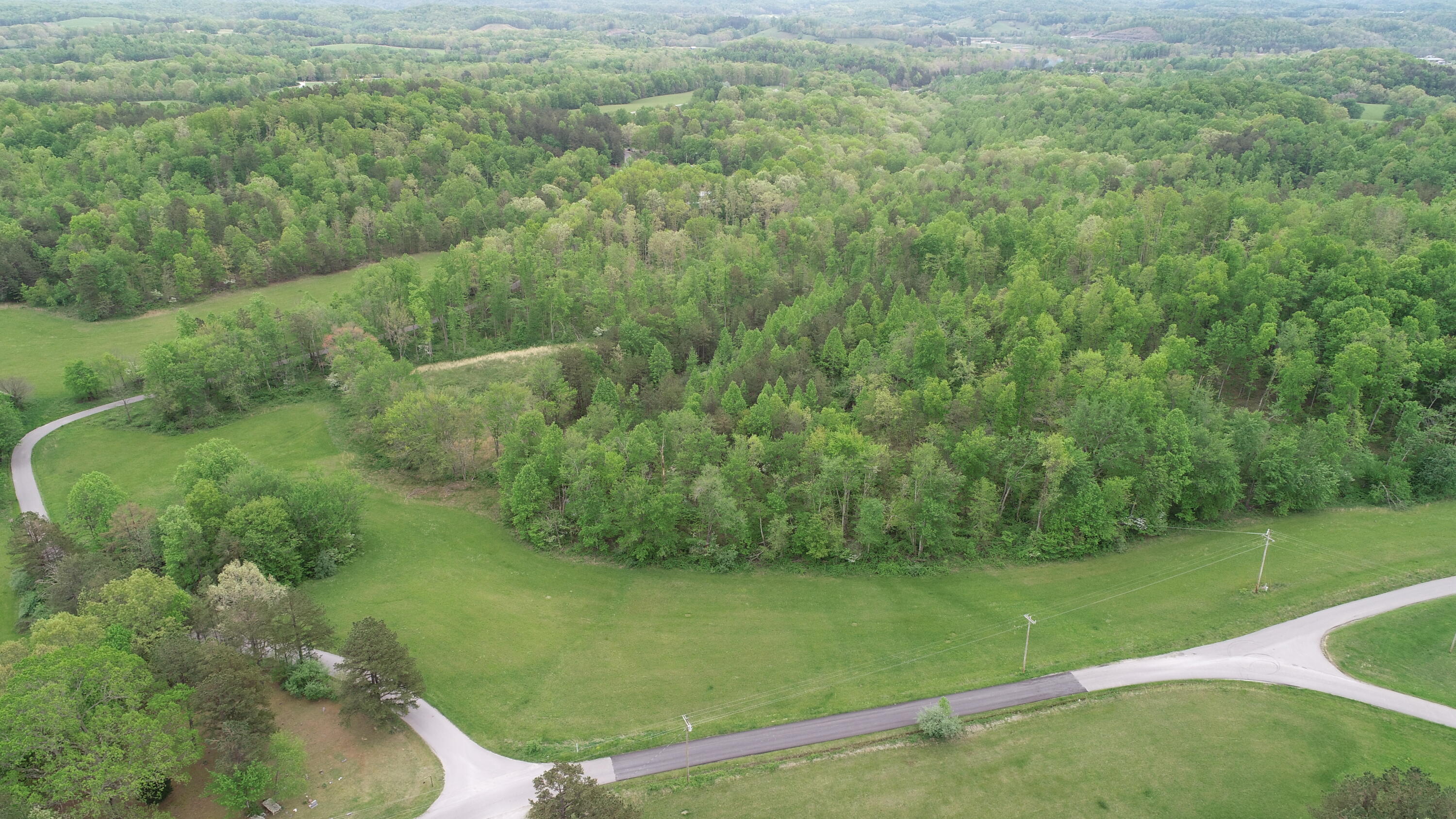 Lot 4 Mildred Road Annville, KY 40402 - Photo 3 of 11 DJI_0915