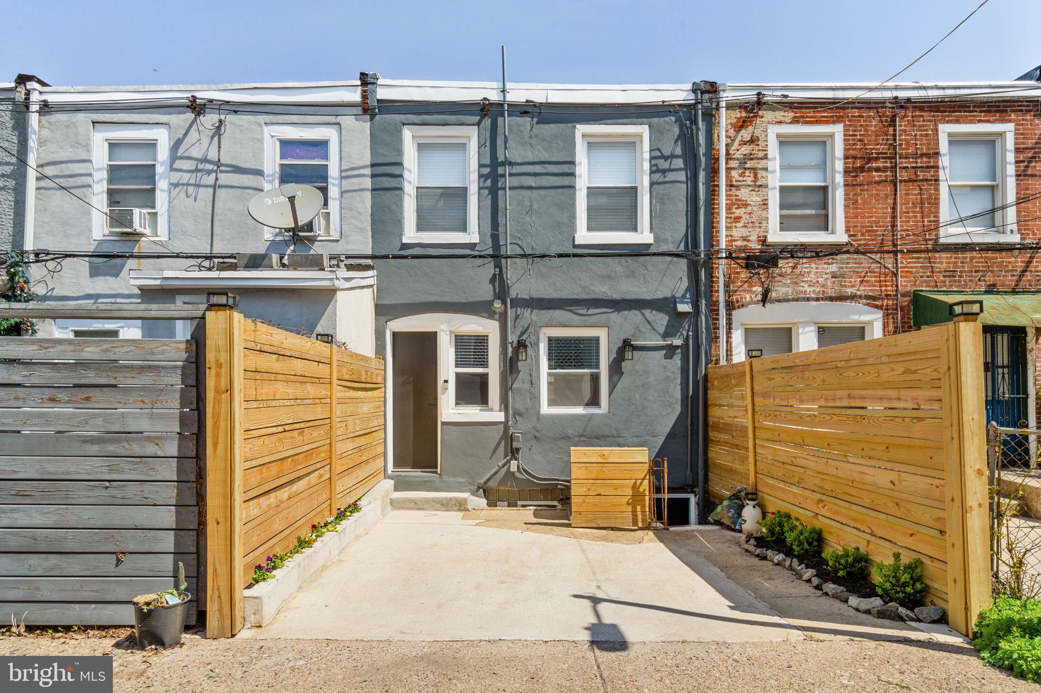 4558 Fernhill Road Philadelphia, PA 19144 - Photo 31 of 36