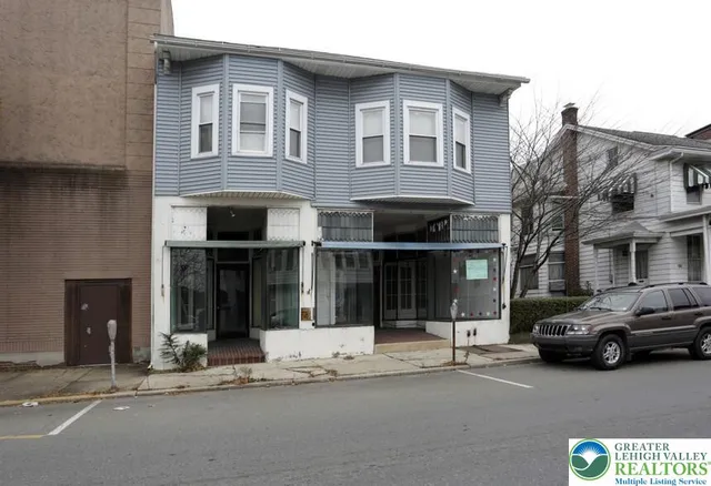 a building that has a sign on it