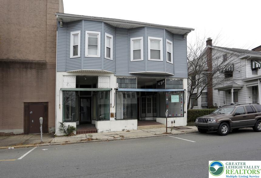 a building that has a sign on it