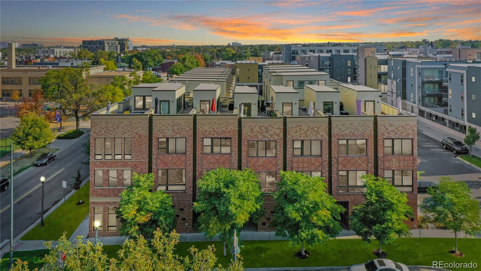 385 22nd Street, Unit 4 Denver, CO 80205 - Photo 2 of 40 a view of a large building