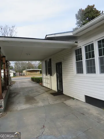 a view of outdoor space