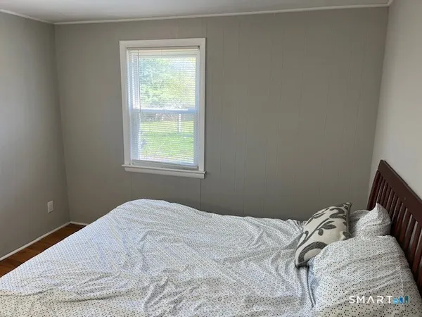 $325,000 | 6 Cricket Drive, Meriden, CT 06450