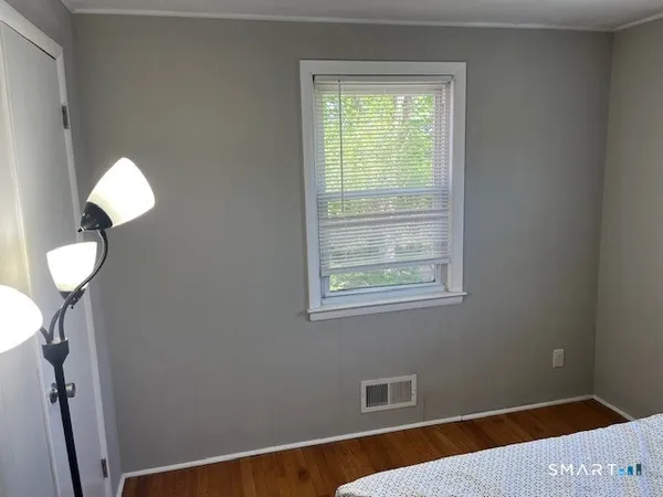 $325,000 | 6 Cricket Drive, Meriden, CT 06450