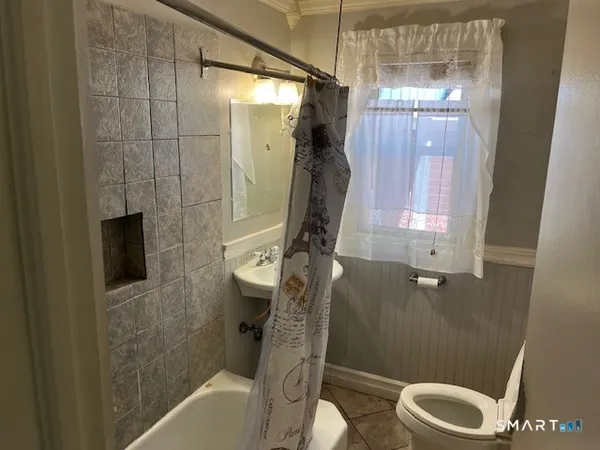 $325,000 | 6 Cricket Drive, Meriden, CT 06450