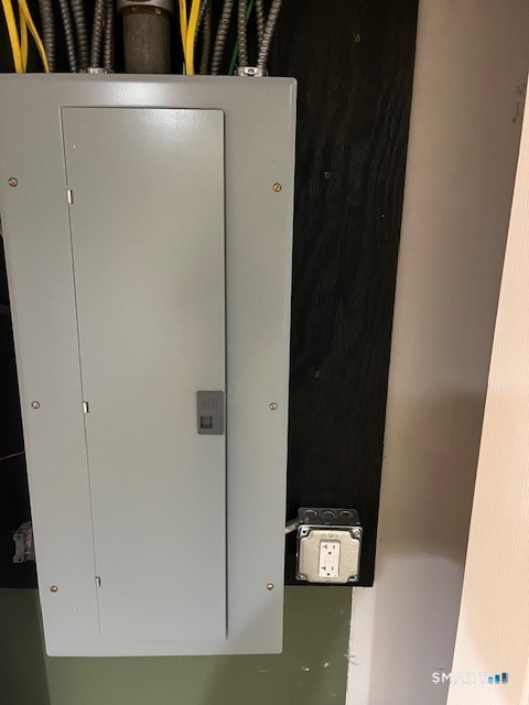 6 Cricket Drive Meriden, CT 06450 - Photo 26 of 33 a view of elevator