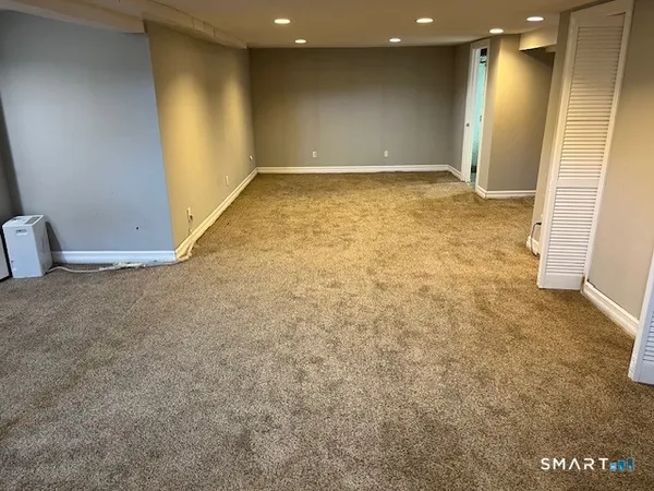 $325,000 | 6 Cricket Drive, Meriden, CT 06450