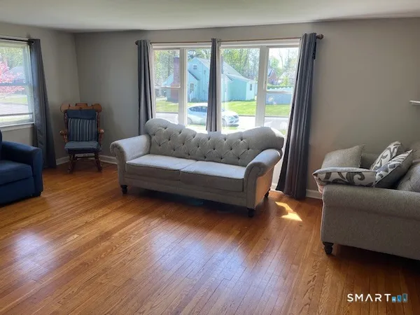 $325,000 | 6 Cricket Drive, Meriden, CT 06450