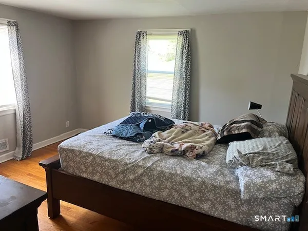 $325,000 | 6 Cricket Drive, Meriden, CT 06450