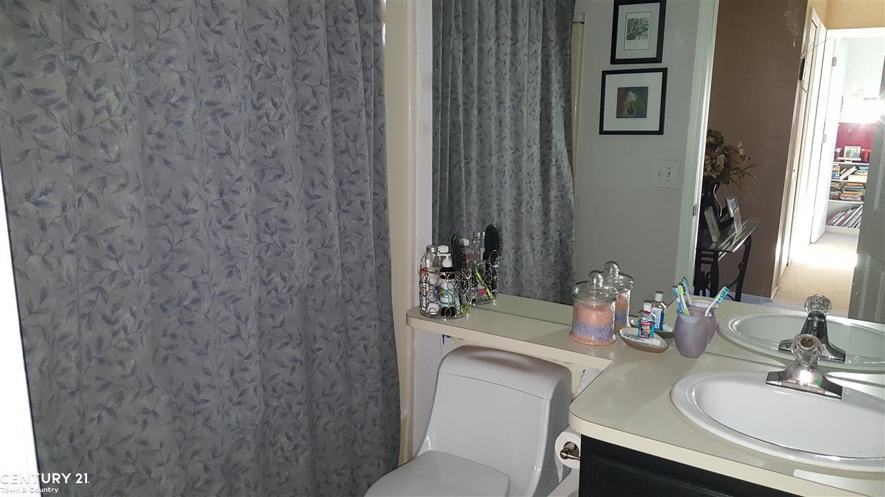244 Parsons Lane Rochester Hills, MI 48307 - Photo 25 of 28