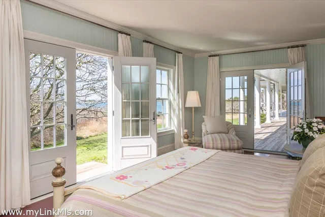 a view of livingroom with furniture and fireplace