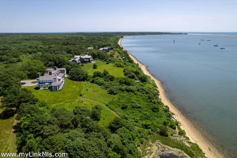 $9,995,000 | 25 Lelands Path, Edgartown, MA 02539