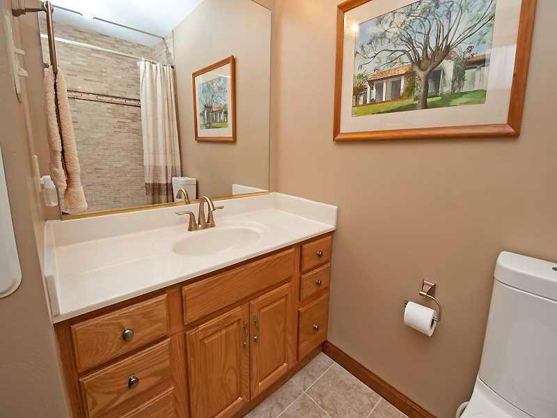 253 Ritter Road Sewickley, PA 15143 - Photo 16 of 21 Full Bath.
