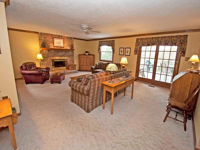 253 Ritter Road Sewickley, PA 15143 - Photo 3 of 21 Family Room.