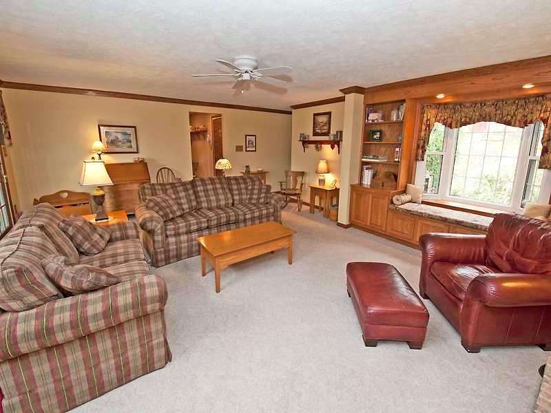 253 Ritter Road Sewickley, PA 15143 - Photo 4 of 21 Family Room.