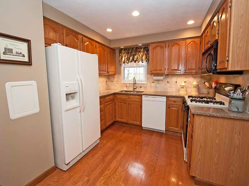 253 Ritter Road Sewickley, PA 15143 - Photo 6 of 21 Kitchen.