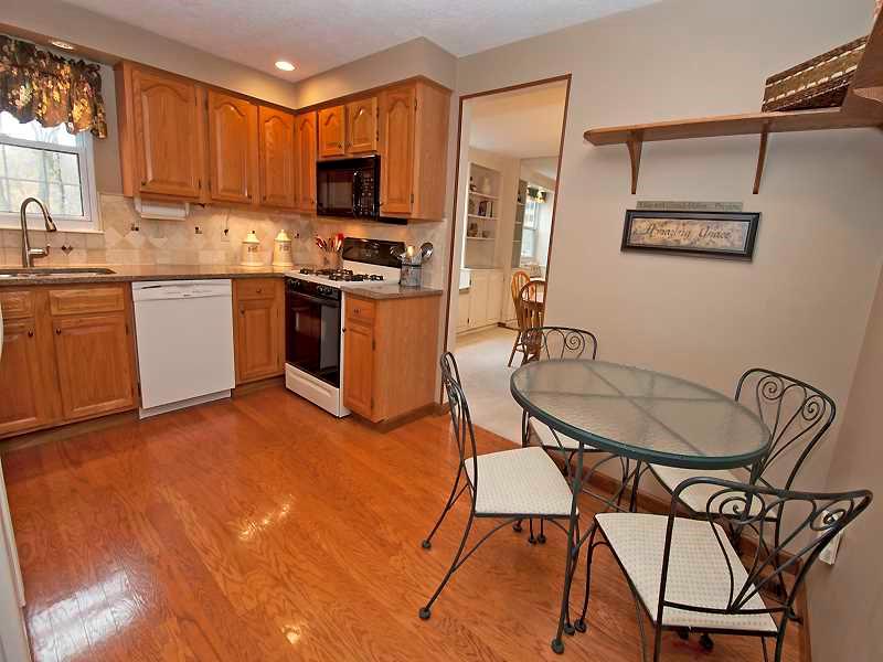 253 Ritter Road Sewickley, PA 15143 - Photo 7 of 21 Kitchen.