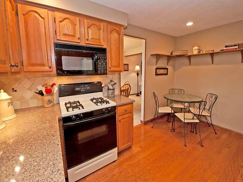 253 Ritter Road Sewickley, PA 15143 - Photo 9 of 21 Kitchen.