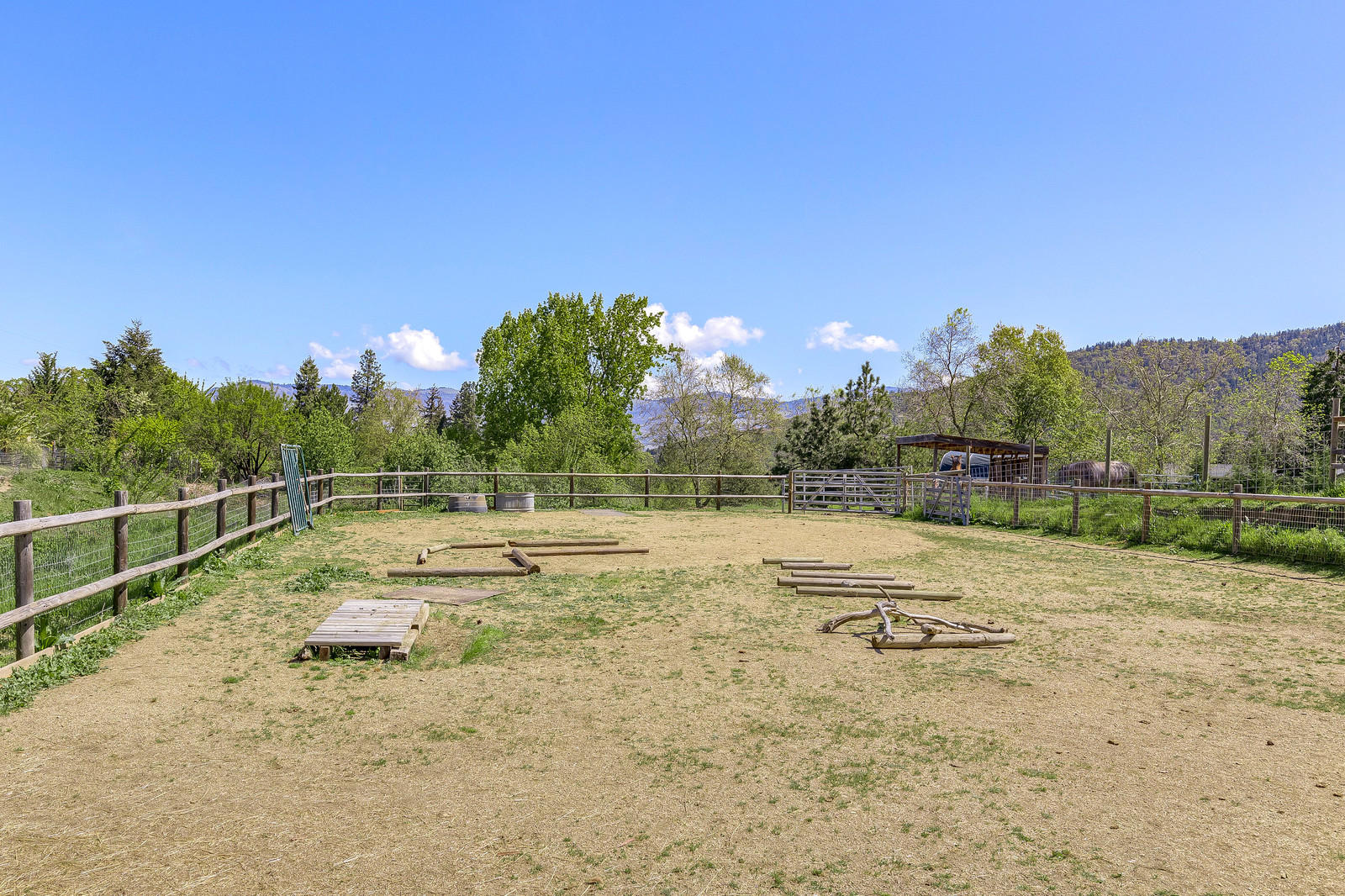 855 Holton Road Talent, OR 97540 - Photo 71 of 78 a view of a yard with table and chairs