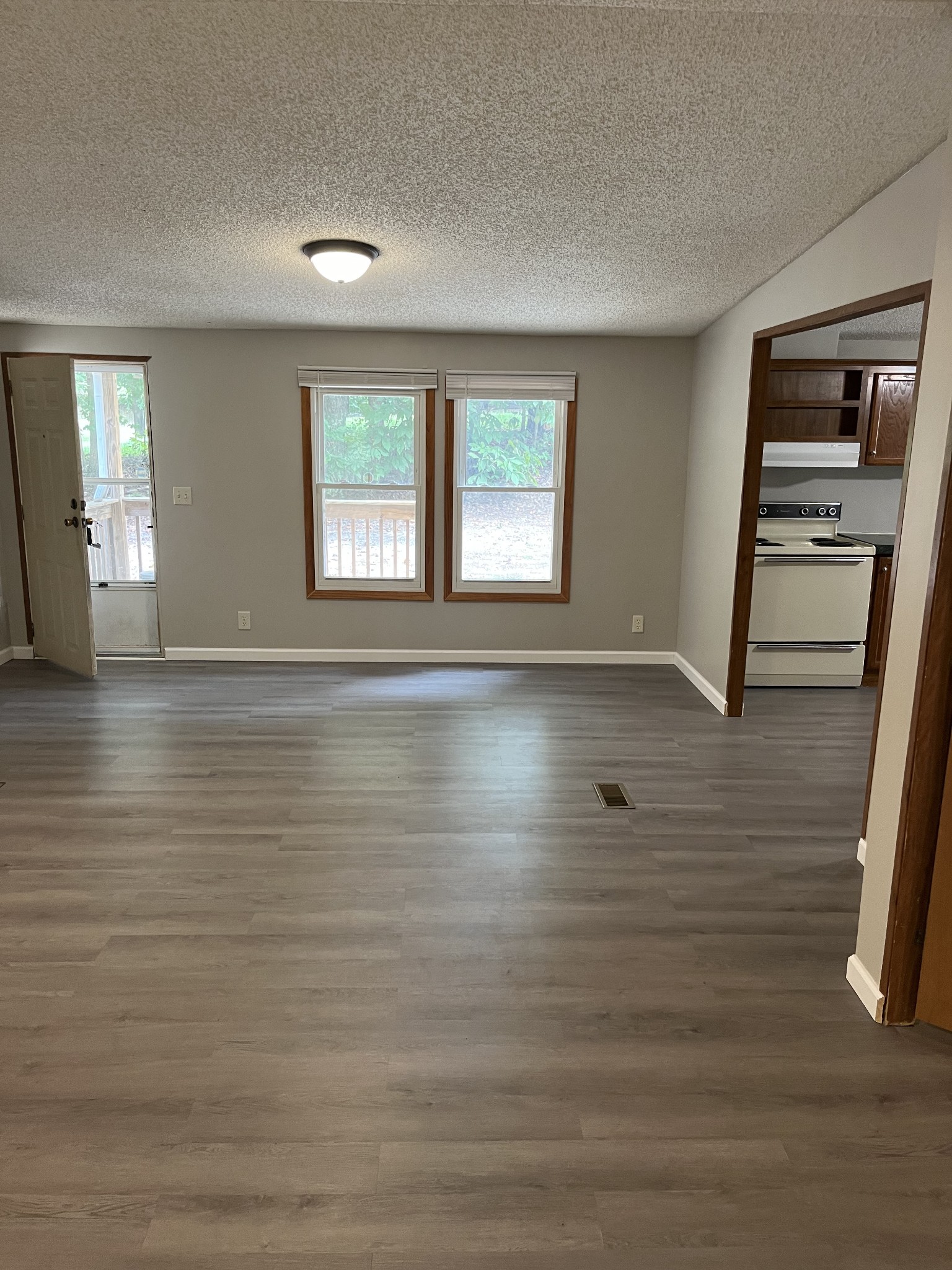 7927 Springer Orchard Road Lyles, TN 37098 - Photo 5 of 44 Gallery Image 5