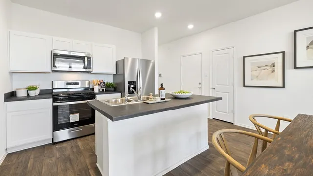 $189,990 | 130 A Harrison Crossing, Kyle, TX 78640